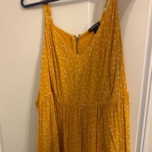 Torrid Yellow & White Polka dot tank